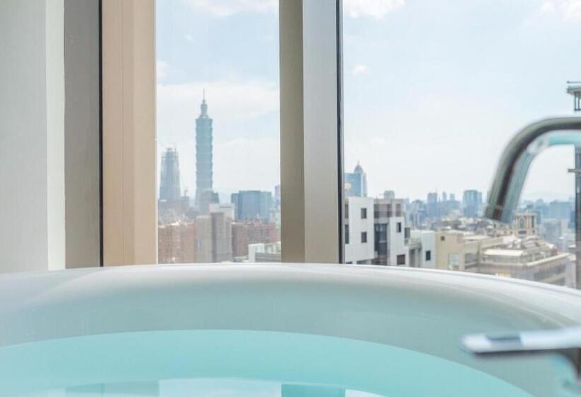 استودیوی استاندارد, Amba Taipei Songshan