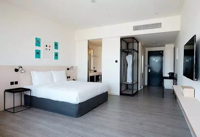 اتاق استاندارد با تخت دوبل, Amba Taipei Songshan
