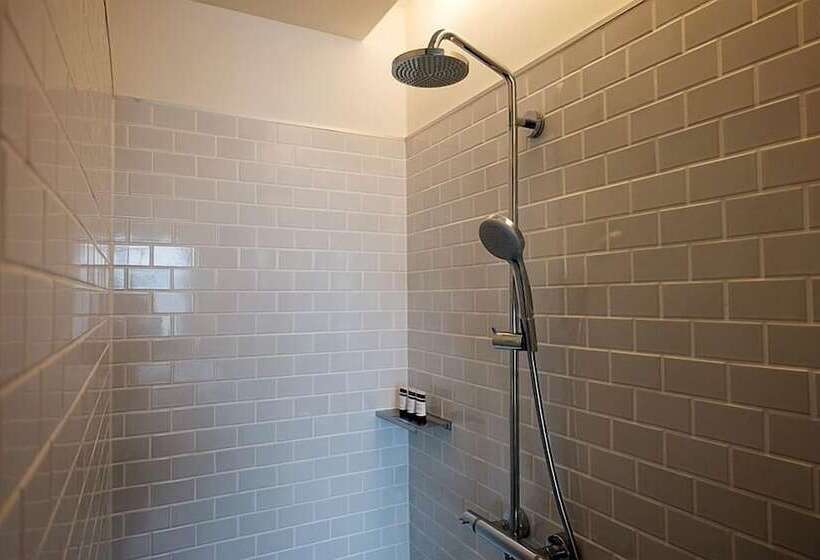 اتاق استاندارد, Amba Taipei Songshan