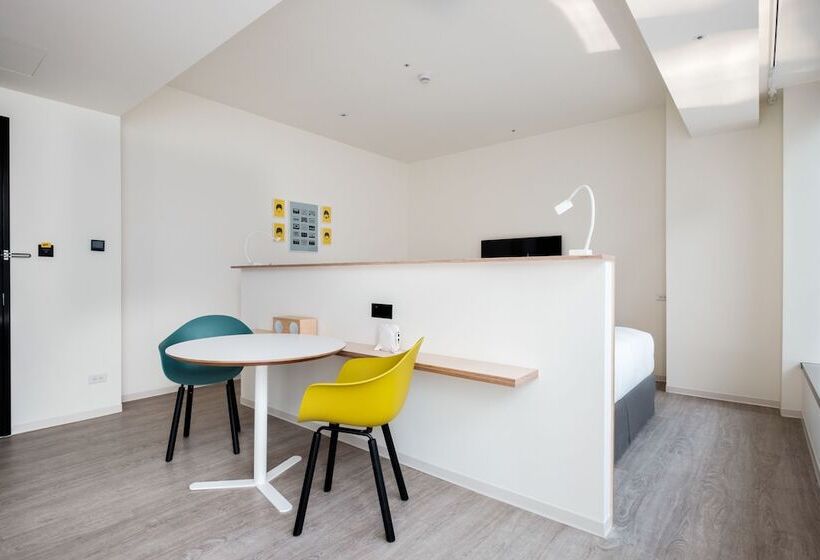 اتاق استاندارد, Amba Taipei Songshan