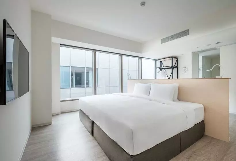 اتاق استاندارد با تخت دوبل, Amba Taipei Songshan