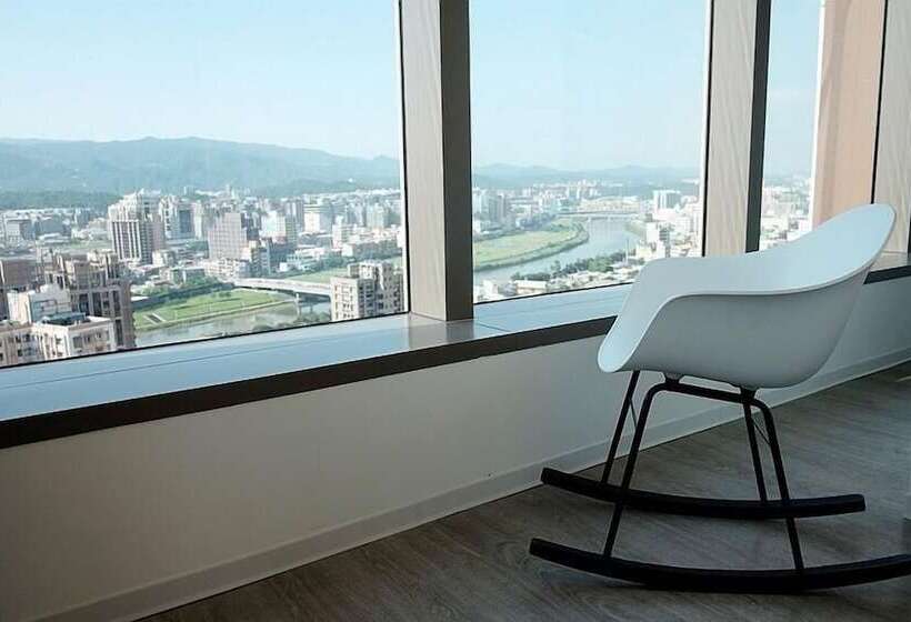 اتاق استاندارد با تخت دوبل, Amba Taipei Songshan