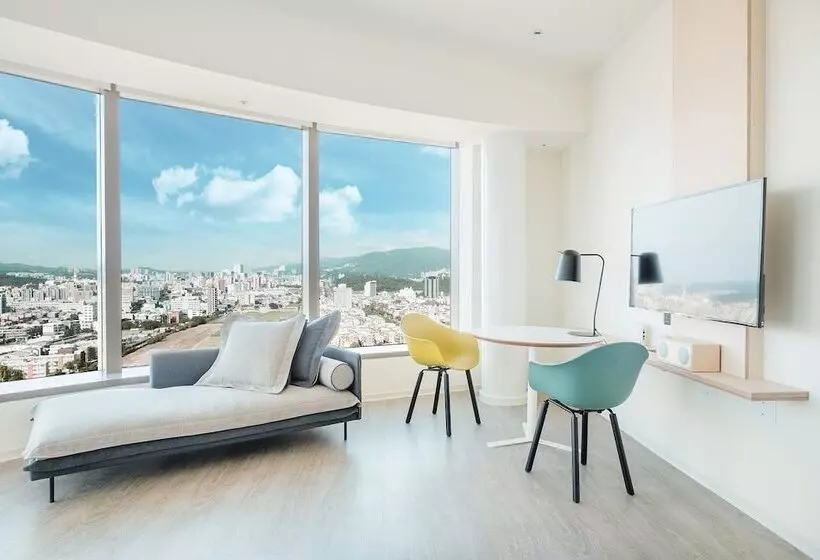 اتاق استاندارد با تخت دوبل, Amba Taipei Songshan