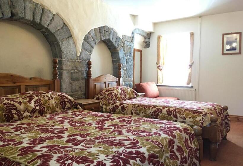 חדר משפחתי, Beggars Reach