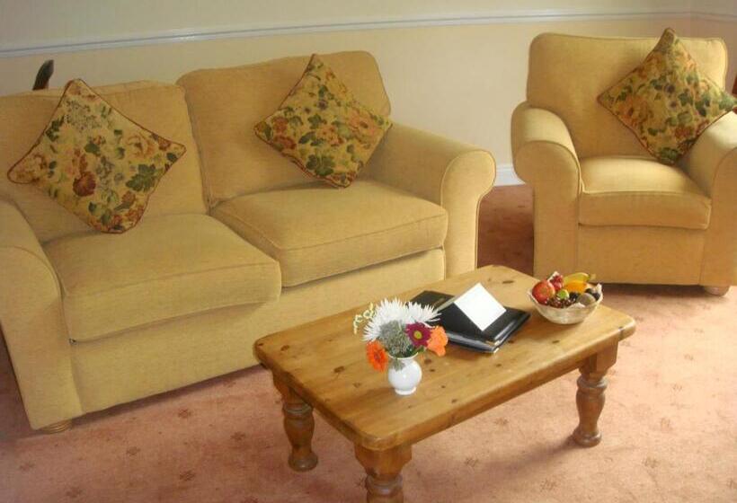 סוויטה, Beggars Reach