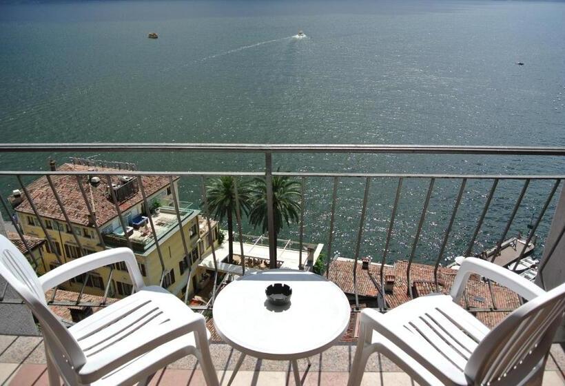 标准间带湖景, Castell   Montagnoli Group