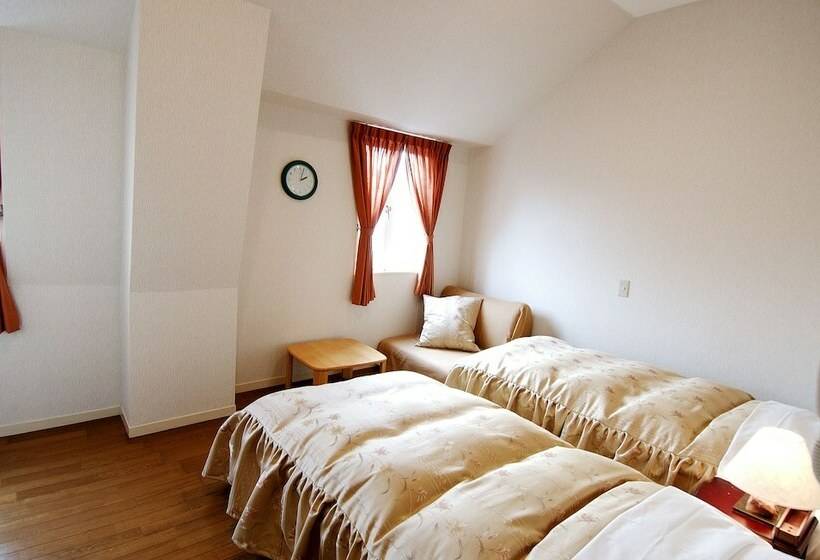 غرفة قياسية مطلة على الجبل, Chobo Sanso