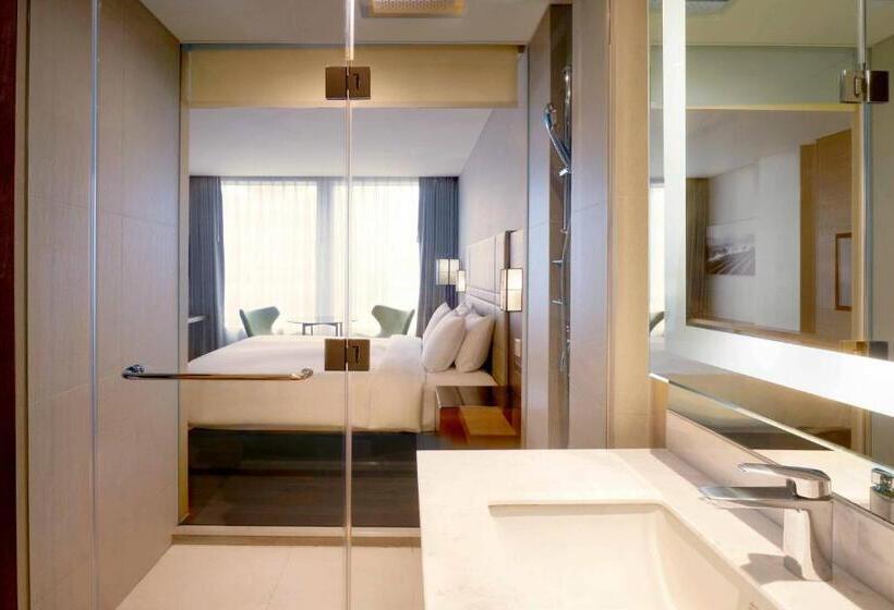Quarto Standard Cama King, Courtyard By Marriott Seoul Namdaemun