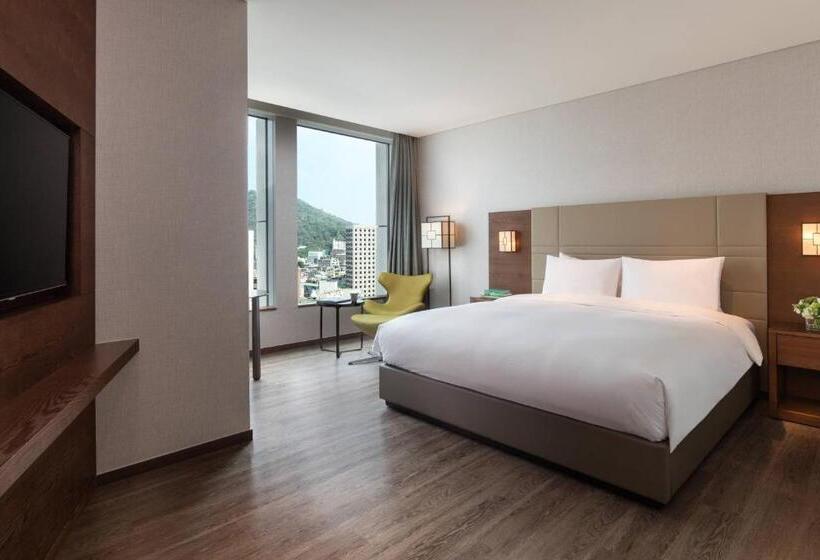 Quarto Standard Cama King, Courtyard By Marriott Seoul Namdaemun