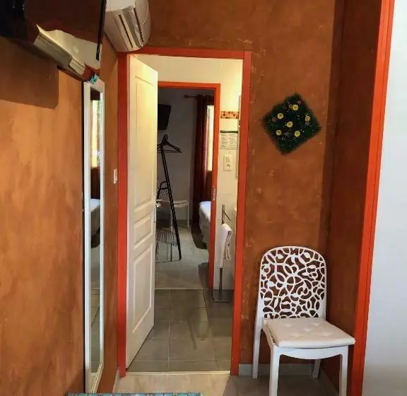 بانگلوی استاندارد 2 خوابه, Des 4 Vents Esprit Camargue