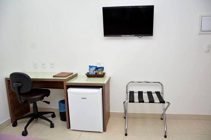 غرفة قياسية, Lis