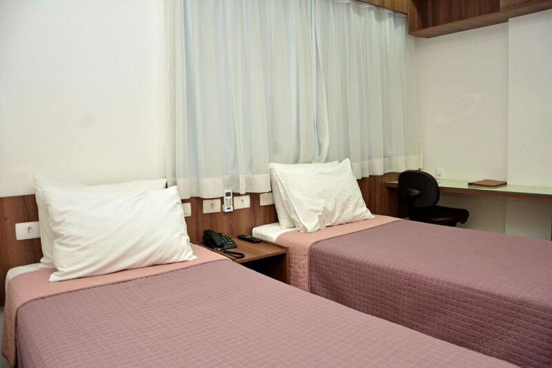 غرفة قياسية, Lis