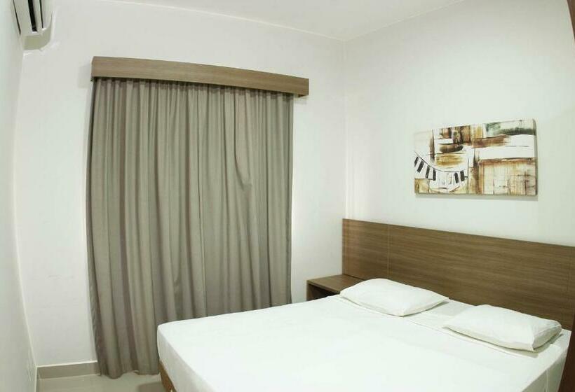 带2个卧室的公寓, Marina Oficial