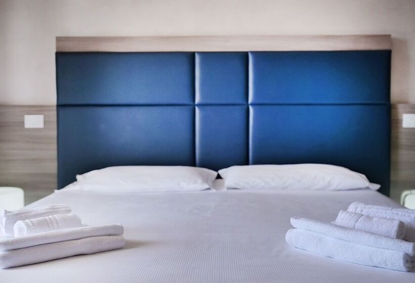 标准间带湖景, Riviera