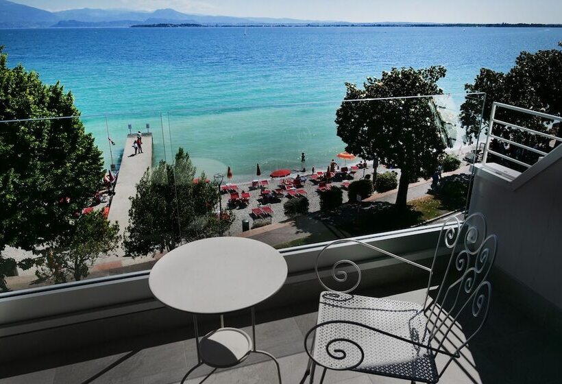 湖景典雅间, Riviera