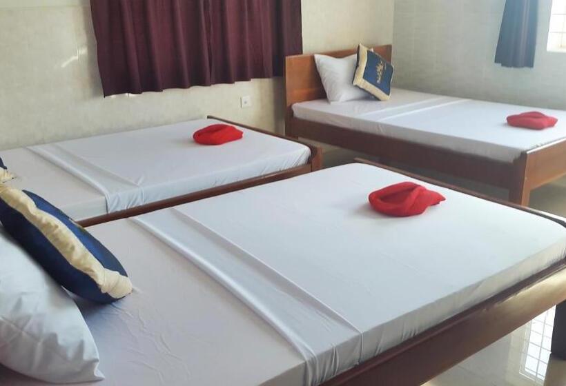 غرفة قياسية ثلاثية, Siem Reap Pub Hostel