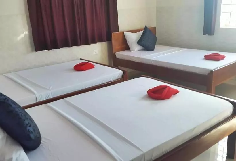 スタンダードトリプルルーム, Siem Reap Pub Hostel