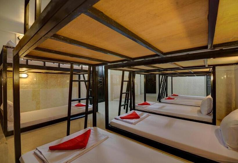 ルームシェアのワンベッド, Siem Reap Pub Hostel