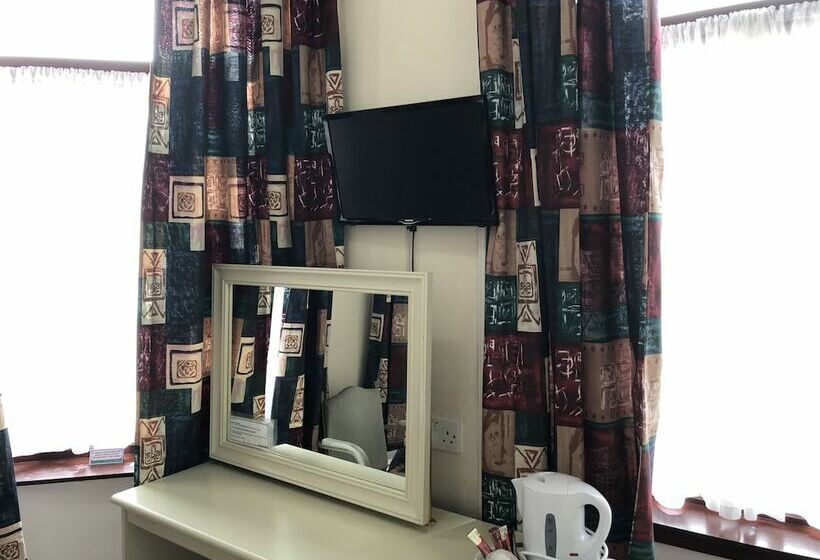 Семейный Номер, Star