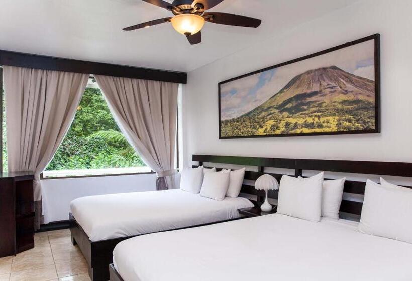 Четырехместный номер Премиум, Tifakara Boutique Hotel & Birding Oasis