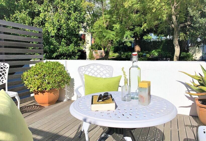 اتاق لوکس, Abbey Manor Luxury Guesthouse