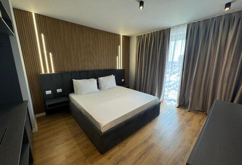 اتاق اکونومی, Kraja