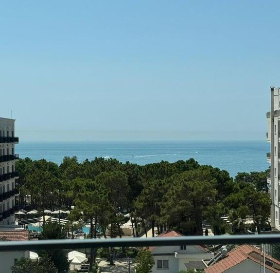 Deluxe Suite King Bed, Kraja