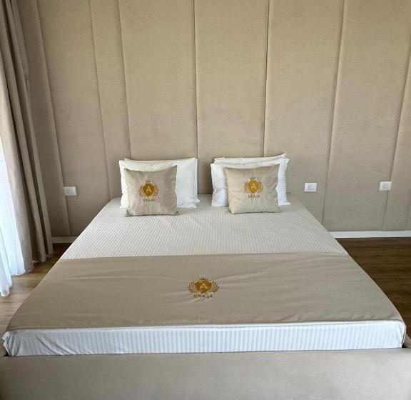 سوئیت با تخت بزرگ, Kraja