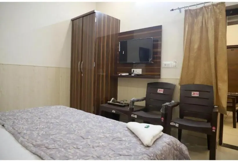 Chambre Standard avec Balcon, Rk Lodge