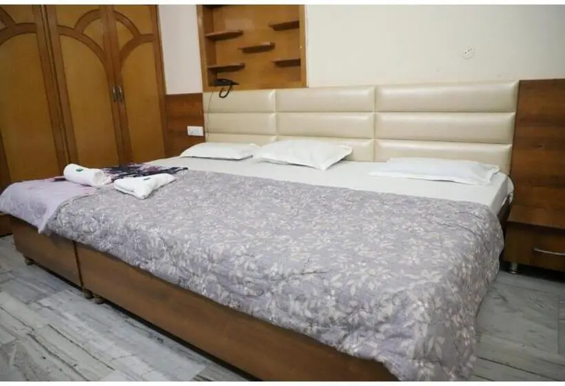 Chambre Triple Deluxe, Rk Lodge