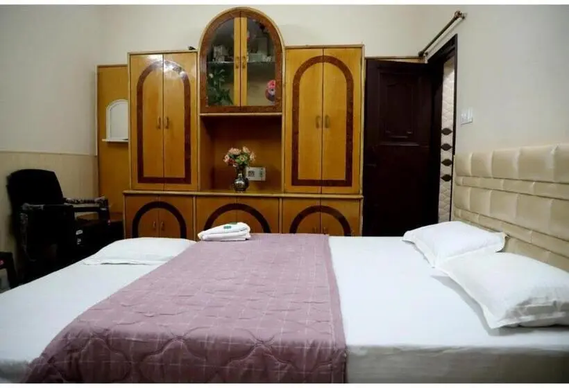 Chambre Standard Lit King Size, Rk Lodge