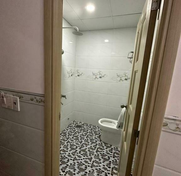 اتاق استاندارد, Trang Huy