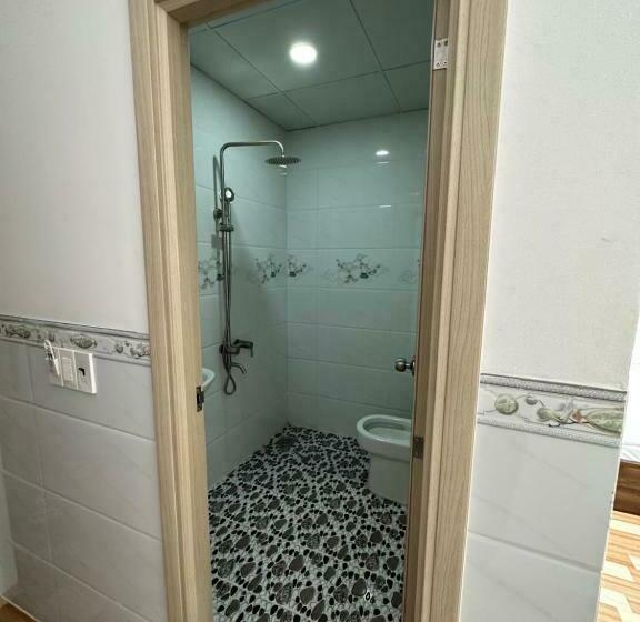 Deluxe Suite King Bed, Trang Huy