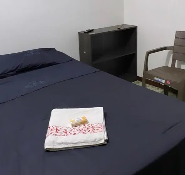 バス共有のスタンダードルーム, Bau Travel Hostal