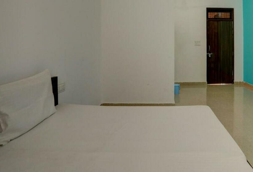 غرفة كلاسيكية ثلاثية, Oyo 81376 Hotel Sleep In