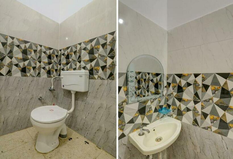 Трехместный Номер Классика, Oyo 81376 Hotel Sleep In