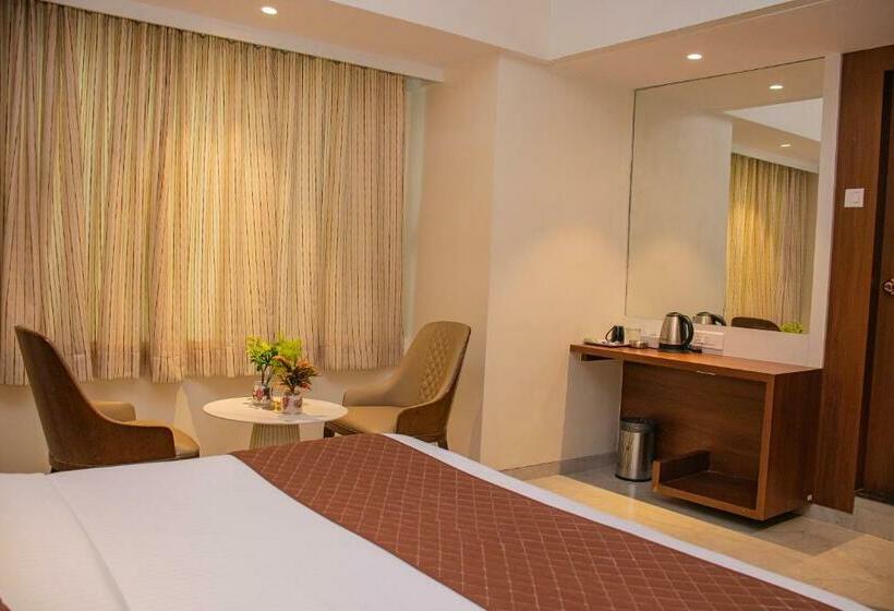 带按摩浴盆的套房, Czar Inn   Vashi Navi Mumbai