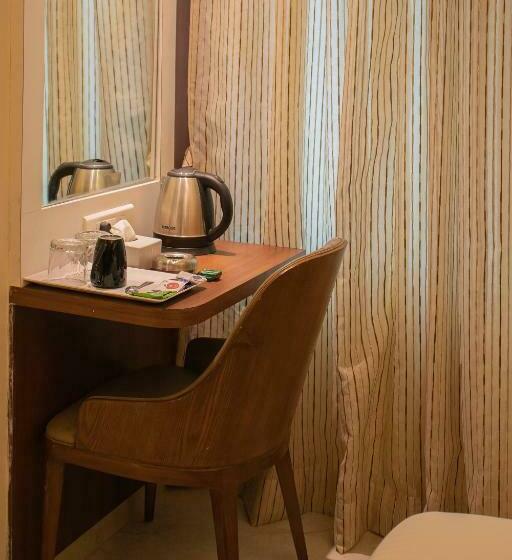 带大床的豪华间, Czar Inn   Vashi Navi Mumbai