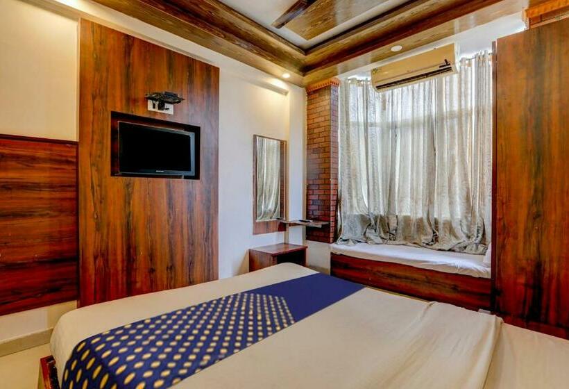 غرفة كلاسيكية ثلاثية, O Rajdhani Group Of Hotels