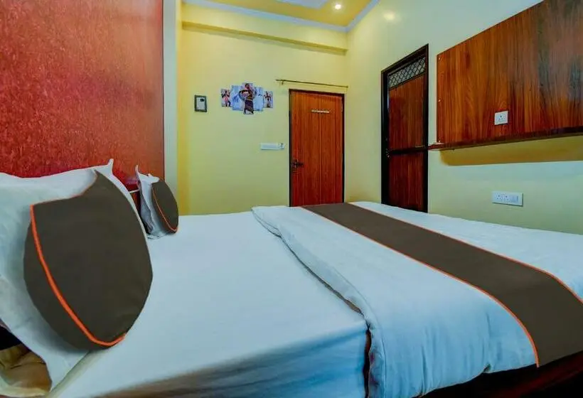 Classic Kolmen Hengen Huone, Oyo Flagship Hotel Mohi Palace