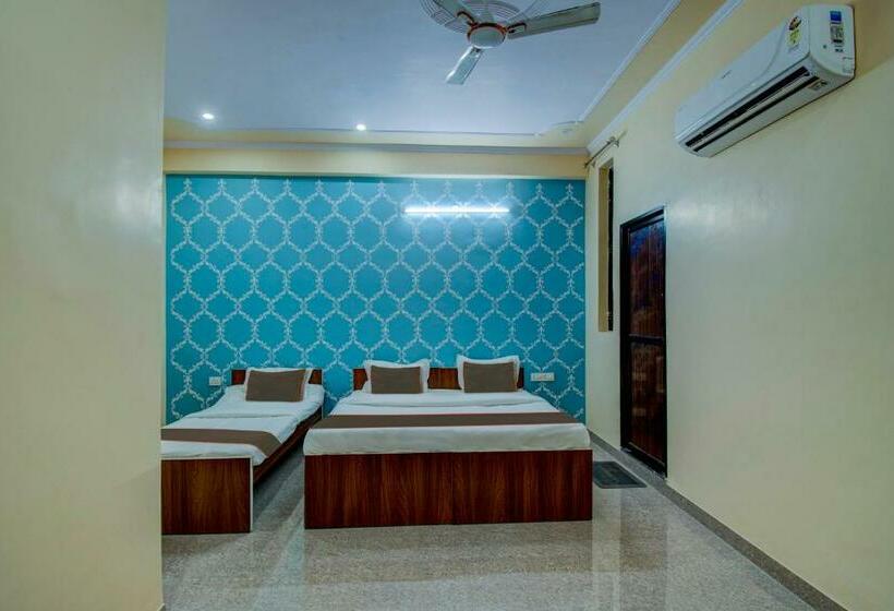 トリプルクラシックルーム, Oyo Flagship Hotel Mohi Palace