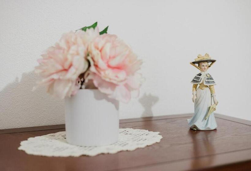 غرفة قياسية, Il Corbezzolo