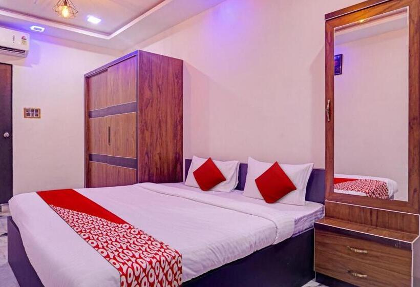 三人经典房间, O Classic Square