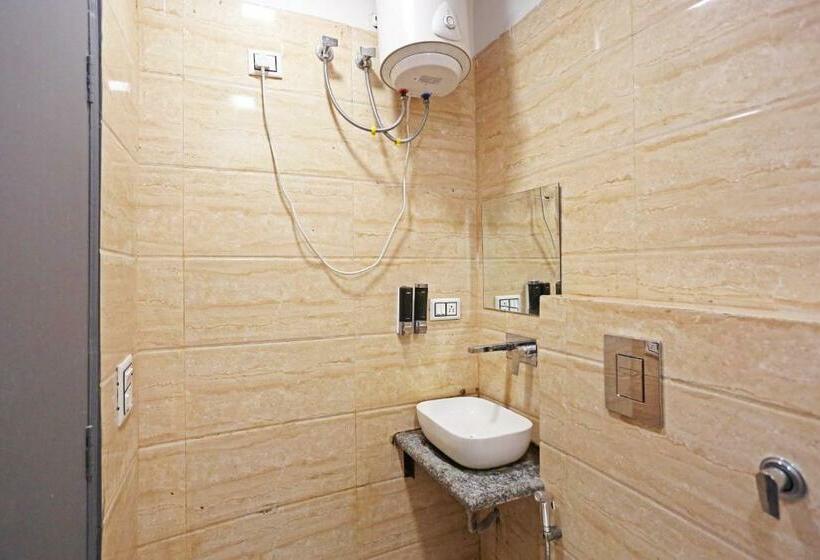 اتاق استاندارد, Raaso Inn Rohini Sec 16 By Arrow