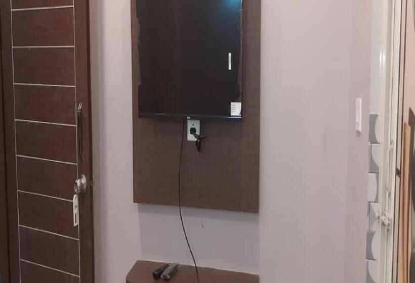 غرفة قياسية, Sanjiban