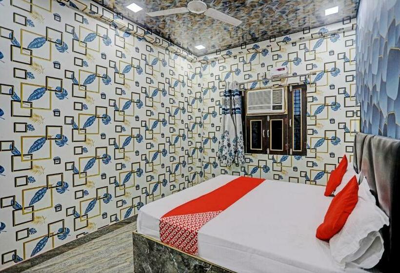 חדר קלאסי לשלושה, Oyo Flagship Hotel New Jagrani Palace