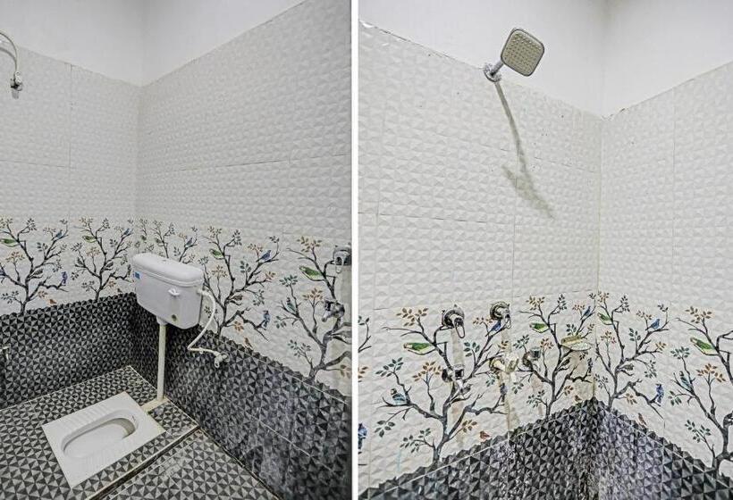 חדר קלאסי לשלושה, Oyo Flagship Hotel New Jagrani Palace