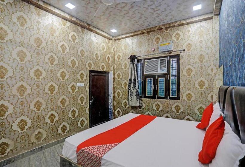 חדר קלאסי לשלושה, Oyo Flagship Hotel New Jagrani Palace