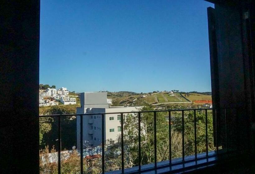 Люкс с Балконом, Pousada Dos Ventos São Lourenço