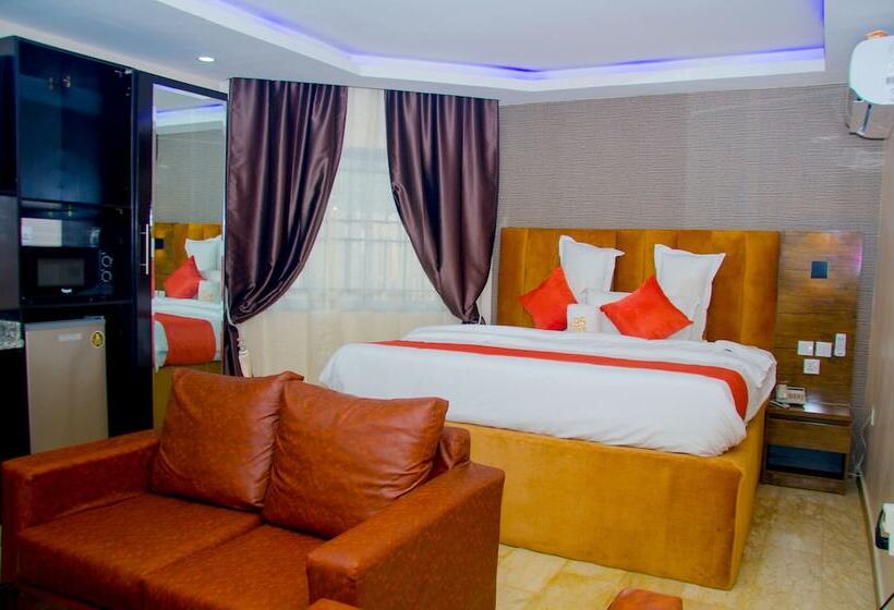 استودیوی لوکس, No 95 Suites Vi